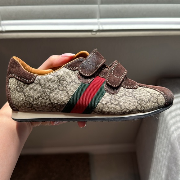 BOYS GUCCI Velcro shoes - Picture 7 of 8